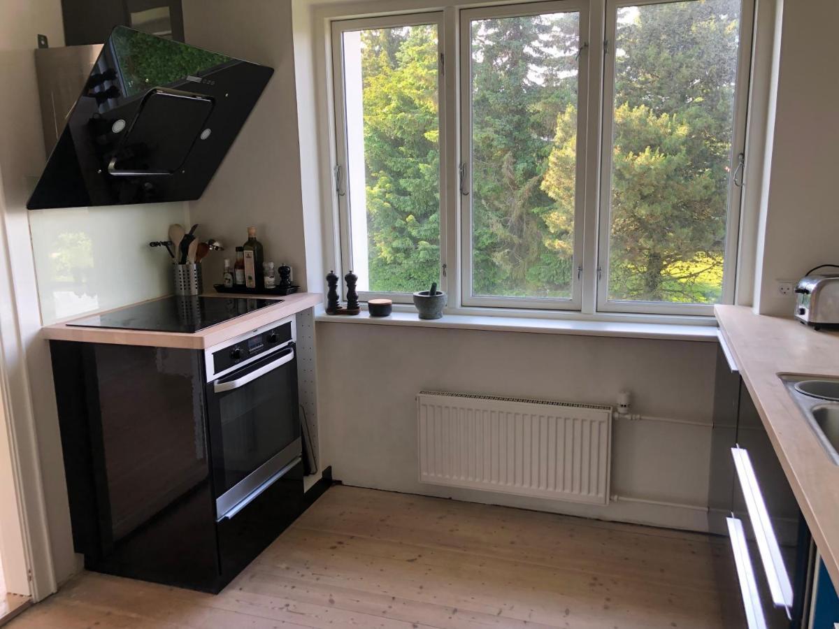 Lejlighed Sundkig Fra 1. Sal *